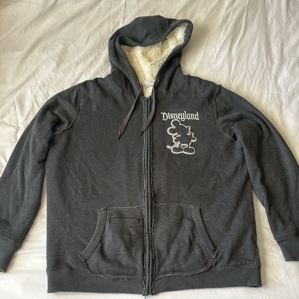 Women’s Disneyland Gray Hoodie Size XL Good Condition